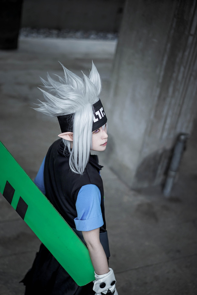 首个用光线实现与外部数据通信处理器出现了